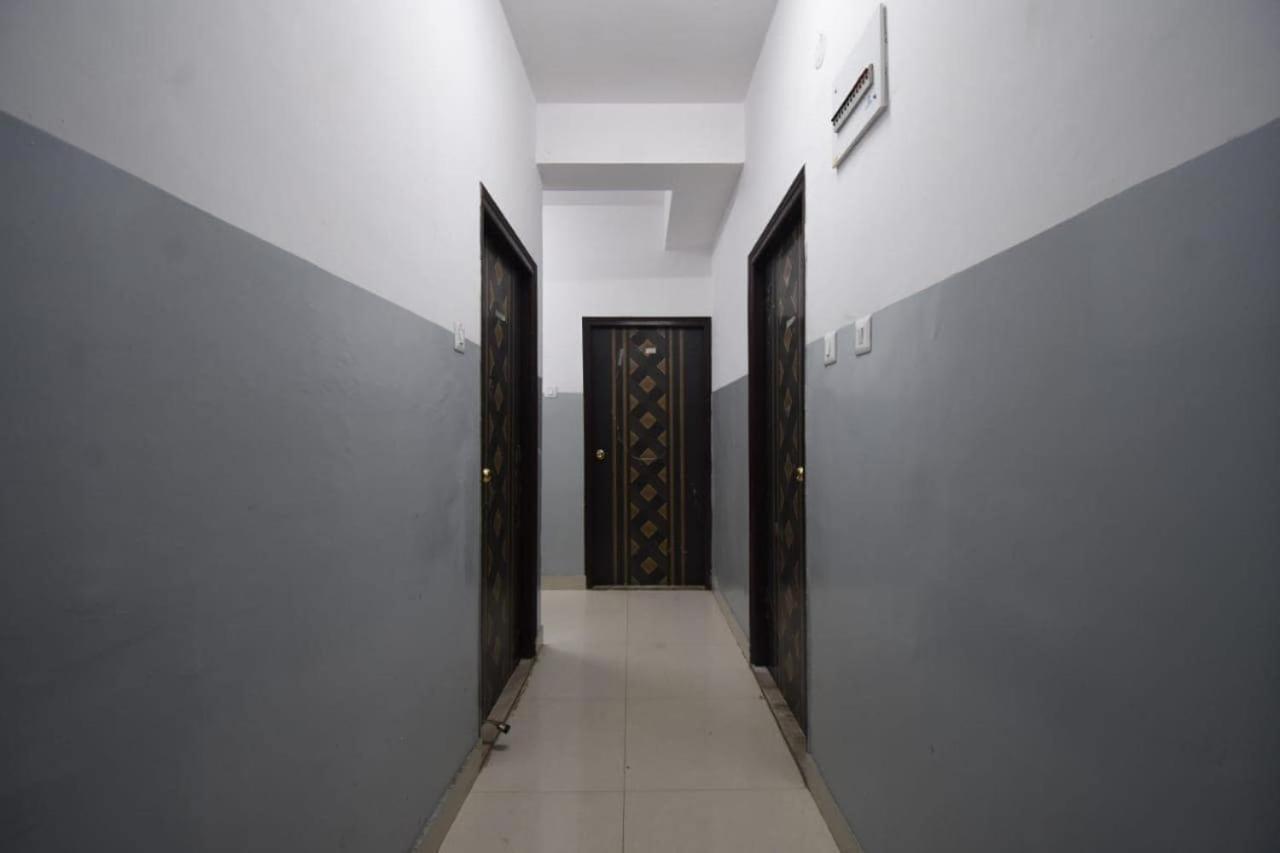 Hotel O Avenue Inn Calcutta Buitenkant foto