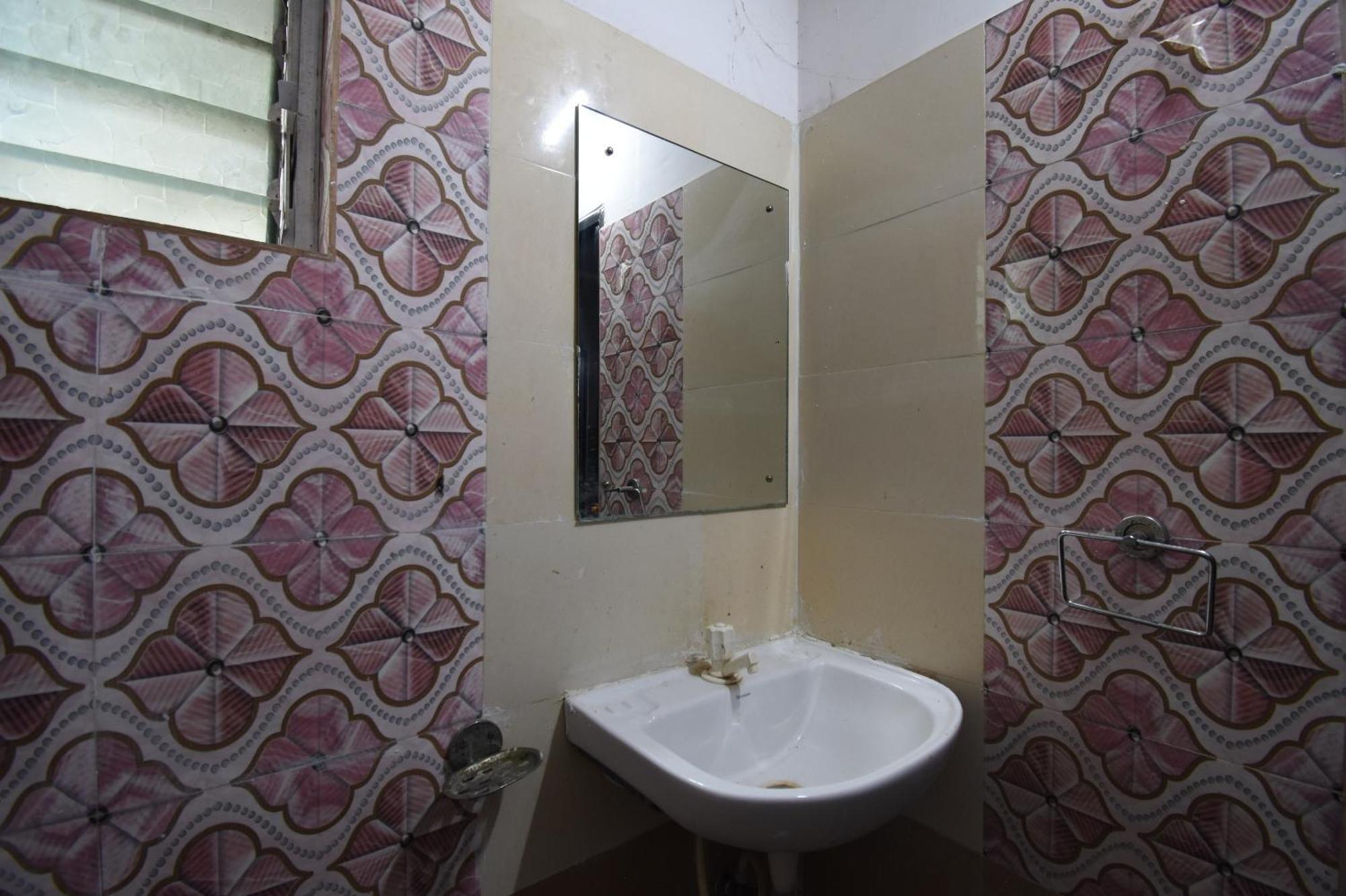 Hotel O Avenue Inn Calcutta Buitenkant foto